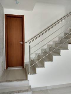 Casa de Condomínio Para Vender com 03 quartos 01 suítes no bairro Centro em Contagem