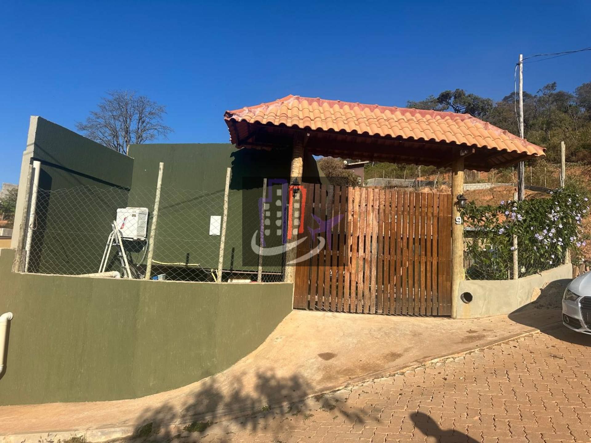 Sítio Para Vender com 03 quartos 01 suítes no bairro Chácara Campestre em Ribeirão Das Neves