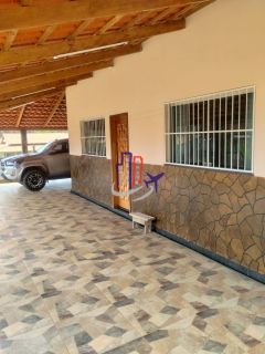 Sítio / Chácara Para Vender com 04 quartos 02 suítes no bairro Pompéu em Abaeté