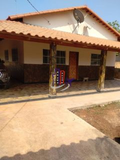 Sítio / Chácara Para Vender com 04 quartos 02 suítes no bairro Pompéu em Abaeté