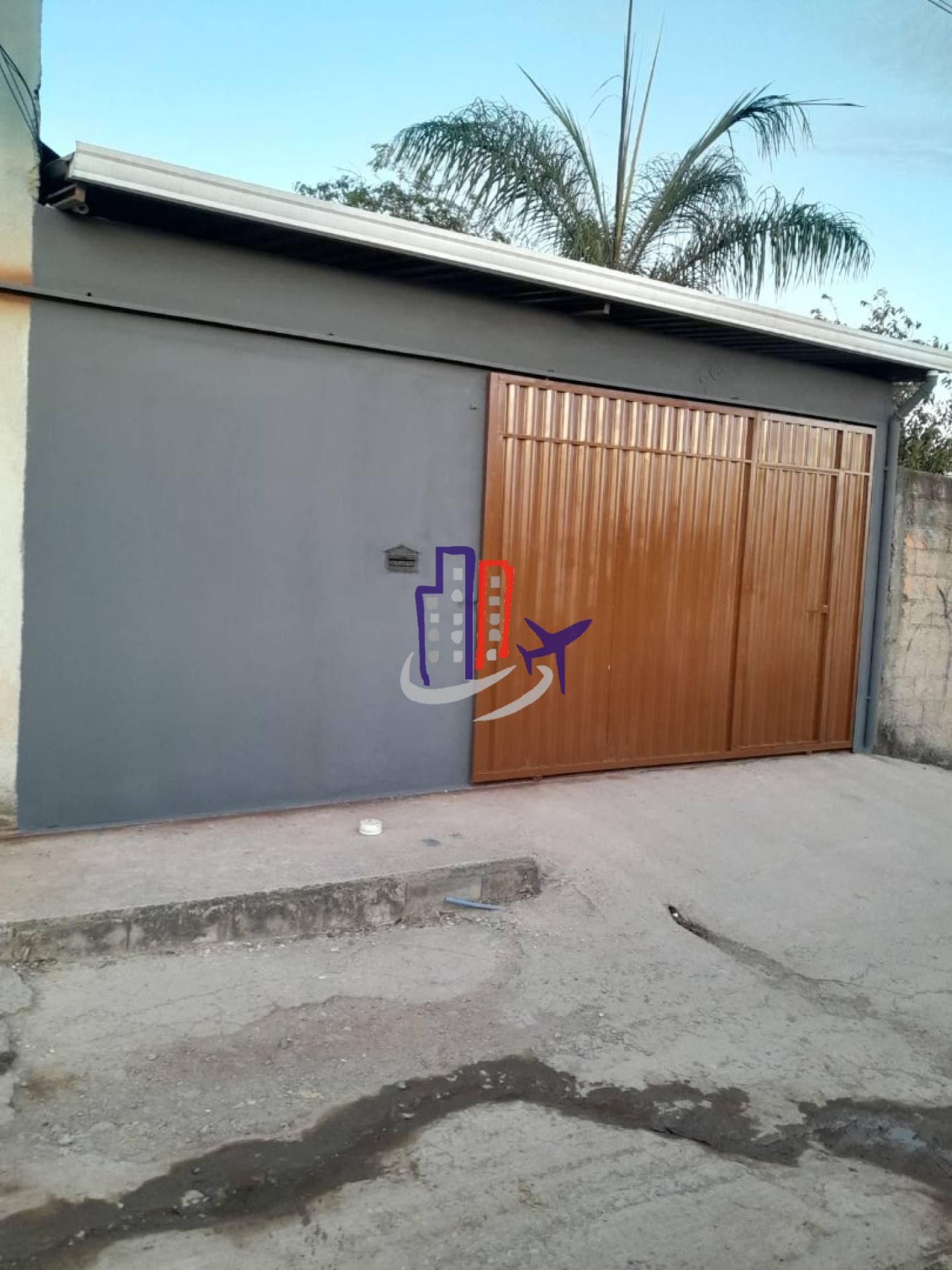 Casa Para Vender com 02 quartos no bairro Nascentes Imperiais em Contagem