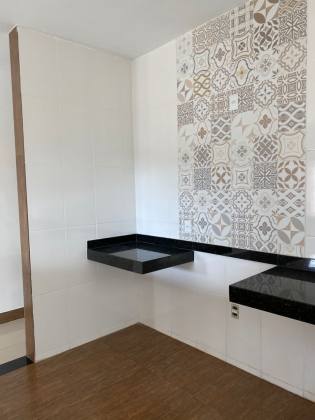 Casa Para Vender com 02 quartos no bairro Floresta Encantada em Esmeraldas