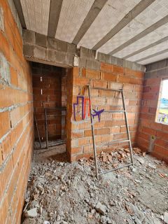 Apartamento Com área Privativa com 02 quartos 01 suíte no bairro São Joaquim em Contagem