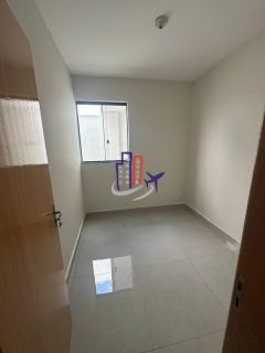 Casa Com área Privativa com 03 quartos 01 suíte no bairro Xangri-lá em Contagem