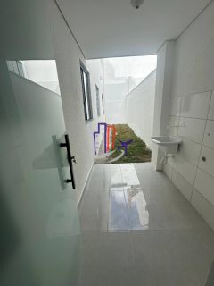 Casa Com área Privativa com 03 quartos 01 suíte no bairro Xangri-lá em Contagem