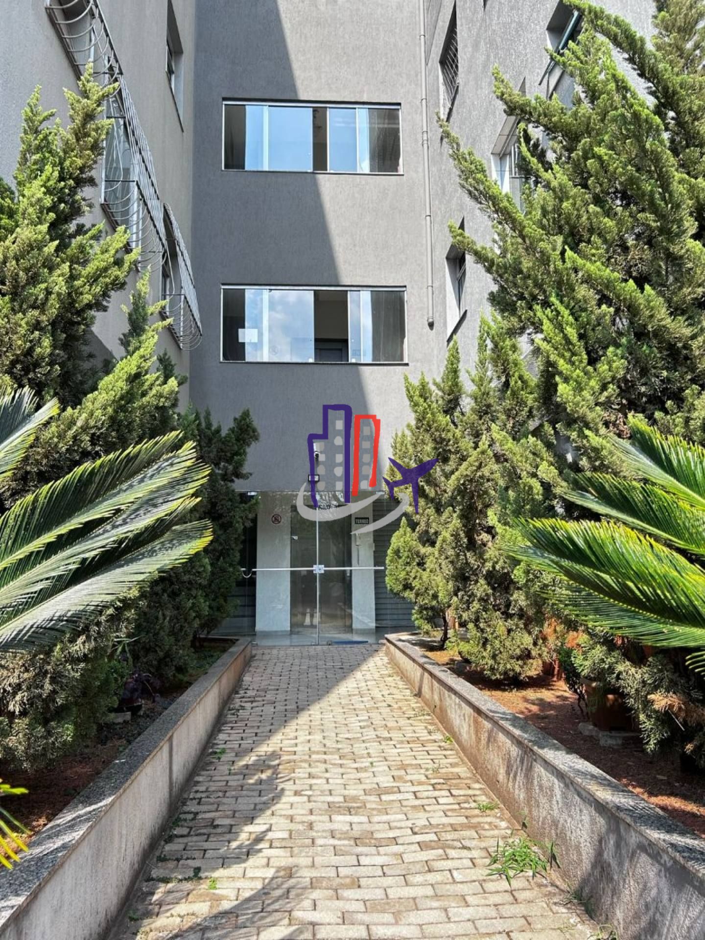 Apartamento Para Vender com 03 quartos 01 suíte no bairro Europa em Contagem