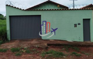Casa Para Vender com 02 quartos no bairro Planalto em Mateus Leme