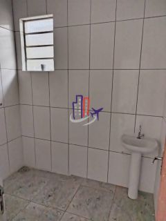Casa Para Vender com 02 quartos no bairro Planalto em Mateus Leme