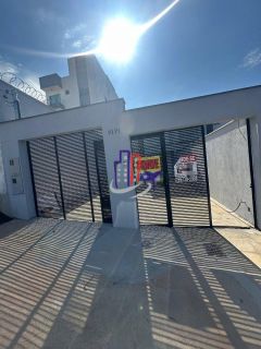 Casa Para Vender com 03 quartos 01 suítes no bairro Xangri-lá em Contagem