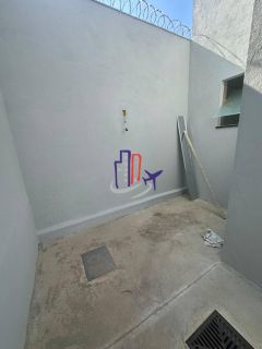 Casa Para Vender com 03 quartos 01 suítes no bairro Xangri-lá em Contagem