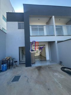 Casa Para Vender com 03 quartos 01 suítes no bairro Xangri-lá em Contagem