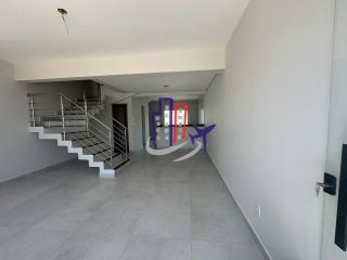 Casa Para Vender com 3 quartos 1 suítes no bairro Alvorada em Contagem