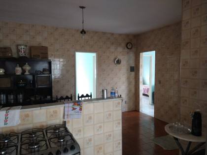Casa com 02 lojas / 05 quartos 01 suíte no bairro Novo Eldorado em Contagem