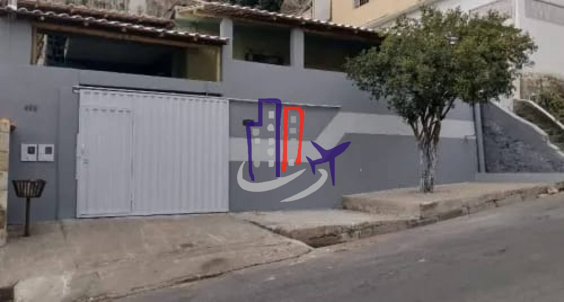 Casa Para Vender com 04 quartos no bairro Parque Durval de Barros em Ibirité
