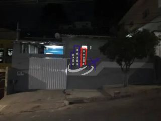 Casa Para Vender com 04 quartos no bairro Parque Durval de Barros em Ibirité