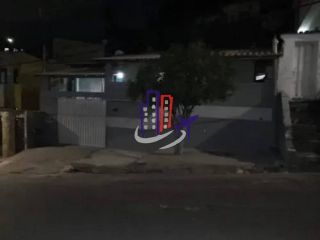 Casa Para Vender com 04 quartos no bairro Parque Durval de Barros em Ibirité