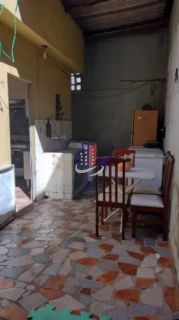 Casa Para Vender com 04 quartos no bairro Parque Durval de Barros em Ibirité
