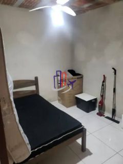 Casa Para Vender com 03 quartos no bairro Vila Itália em Contagem