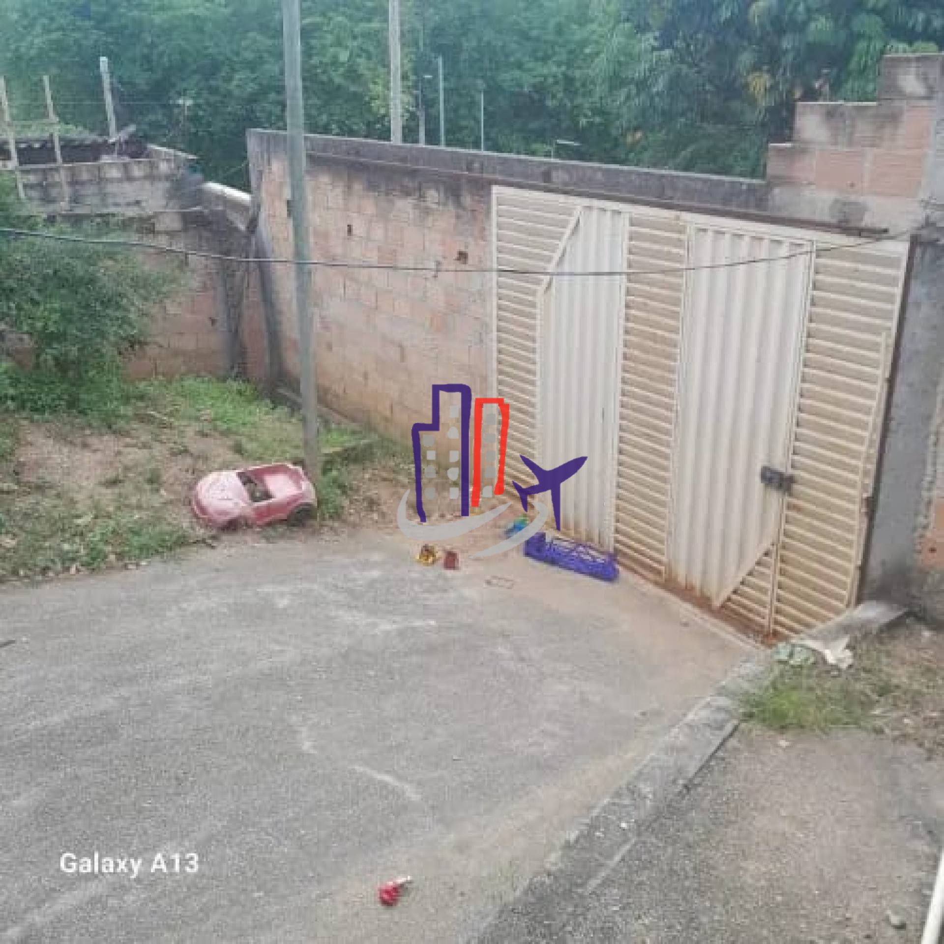 Casa Para Vender com 02 quartos no bairro Colônia Santa Isabel em Betim