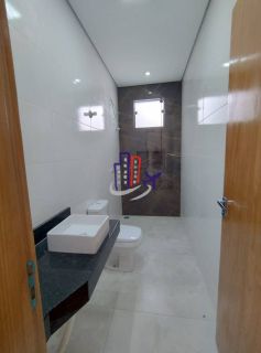 Casa Geminada com 03 quartos 01 suíte no bairro Duque de Caxias em Betim