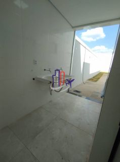 Casa Geminada com 03 quartos 01 suíte no bairro Duque de Caxias em Betim