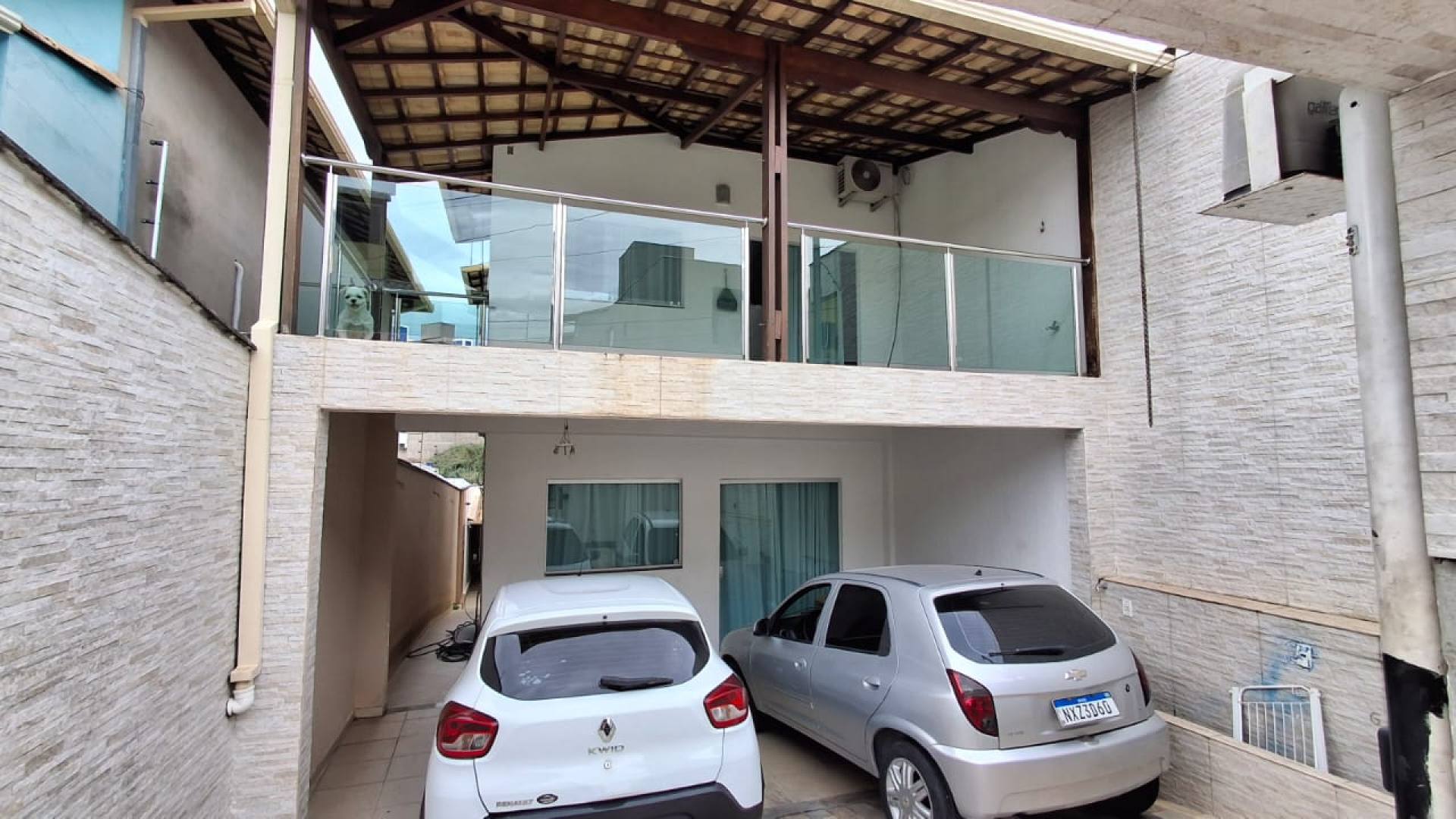 Casa De Alto Padrão com 03 quartos 02 suítes no bairro Europa em Contagem