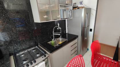 Apartamento Para Vender com 02 quartos 01 suíte no bairro Jardim Riacho das Pedras em Contagem