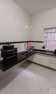 Casa Para Vender com 06 quartos no bairro Senhora das Graças em Betim