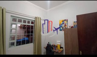 Casa Para Vender com 06 quartos no bairro Senhora das Graças em Betim