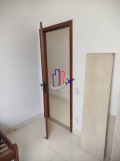 Casa Triplex Para Vender com 03 quartos 02 suítes no bairro Alvorada em Contagem