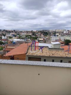 Casa Triplex Para Vender com 03 quartos 02 suítes no bairro Alvorada em Contagem