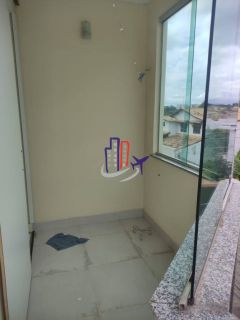 Casa Triplex Para Vender com 03 quartos 02 suítes no bairro Alvorada em Contagem