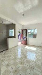 Casa Para Vender com 02 quartos no bairro Santa Cecília em Esmeraldas