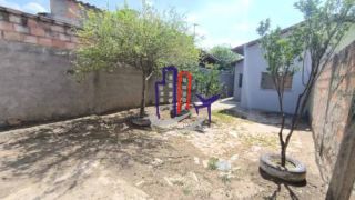 Casa Para Vender com 02 quartos no bairro Santa Cecília em Esmeraldas