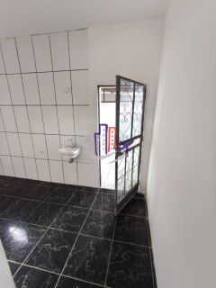 Casa Para Vender com 01 quartos 01 suíte no bairro Oitis em Contagem