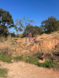 Lote Com casa no bairro Vila Cristina em Betim