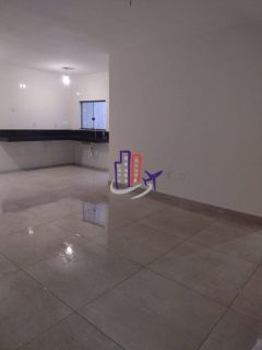 Casa Para Vender com 03 quartos 01 suítes no bairro Tropical em Contagem