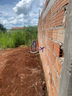 Lote / Terreno de Bairro Para Vender no bairro Jardim Serra Azul em Mateus Leme