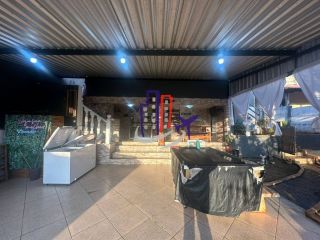 Casa/Sítio Para Vender com 03 quartos no bairro Tupã em Contagem
