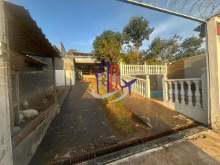 Casa/Sítio Para Vender com 03 quartos no bairro Tupã em Contagem