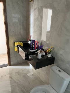 Casa Para Vender com 03 quartos 01 suíte no bairro Floresta Encantada em Esmeraldas