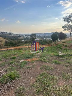 Lote / Terreno de Bairro Para Vender no bairro Tropical em Contagem