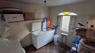 Casa Para Vender com 03 quartos no bairro Conjunto Água Branca em Contagem