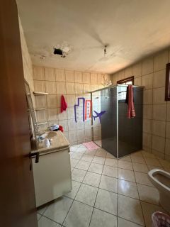 Casa Para Vender com 03 quartos 02 suítes no bairro Centro em Contagem