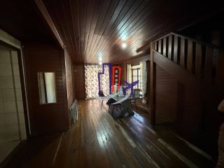 Casa Para Vender com 03 quartos 02 suítes no bairro Centro em Contagem