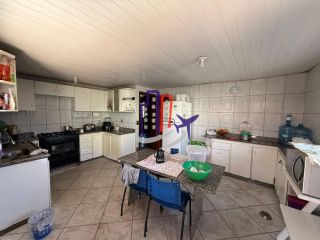 Casa Para Vender com 03 quartos 02 suítes no bairro Centro em Contagem