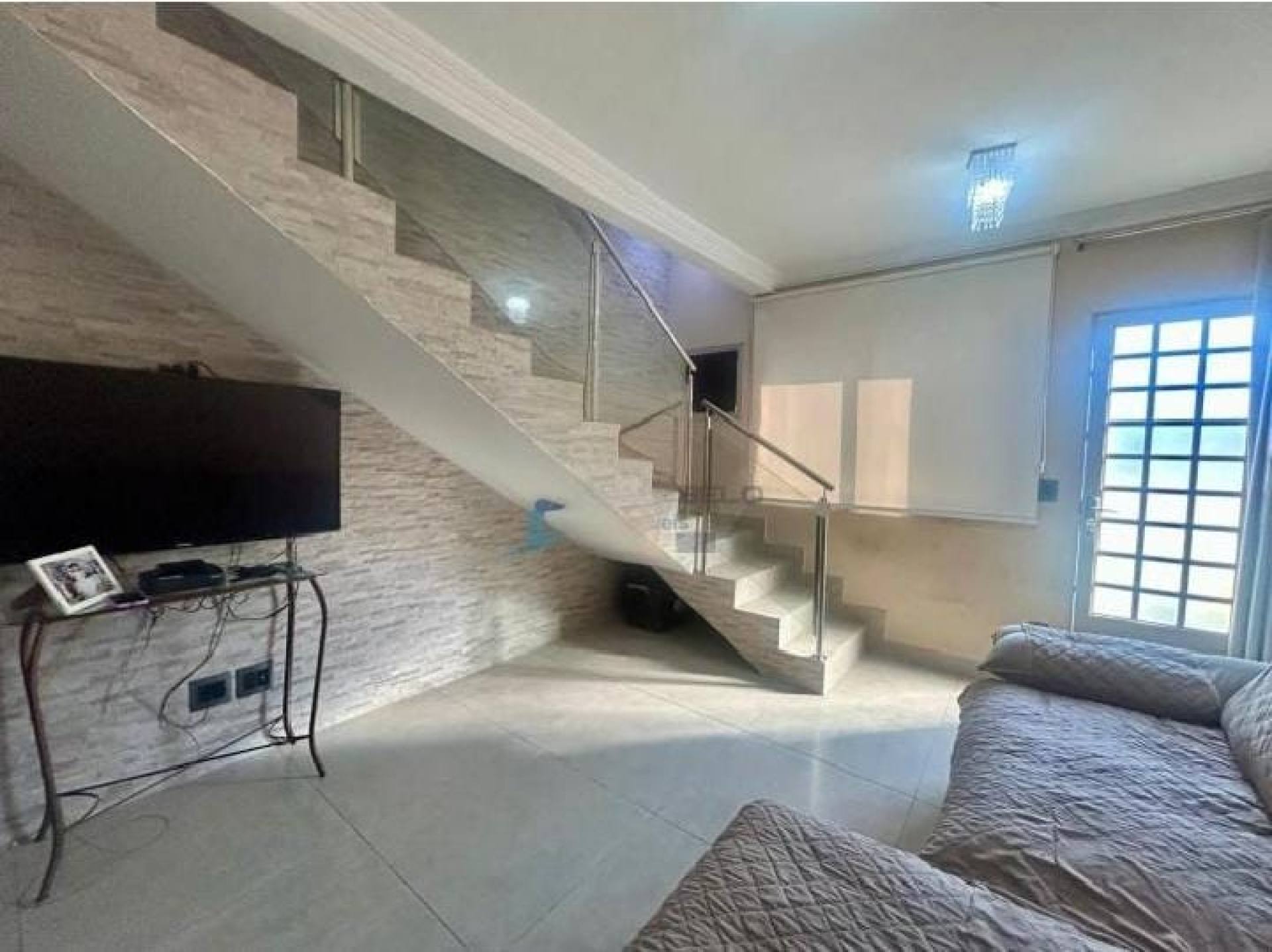 Casa Para Vender com 03 quartos 01 suíte no bairro Alvorada/Centro em Contagem