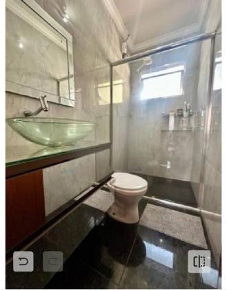 Casa Para Vender com 03 quartos 01 suíte no bairro Alvorada/Centro em Contagem