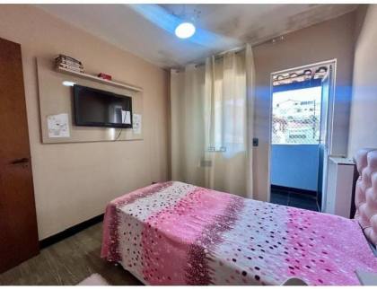 Casa Para Vender com 03 quartos 01 suíte no bairro Alvorada/Centro em Contagem