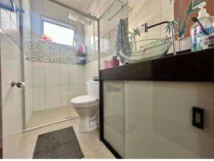 Casa Para Vender com 03 quartos 01 suíte no bairro Alvorada/Centro em Contagem